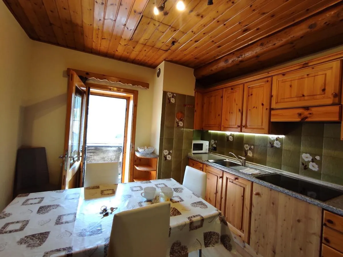 Angius Dg Apartments Λιβίνιο