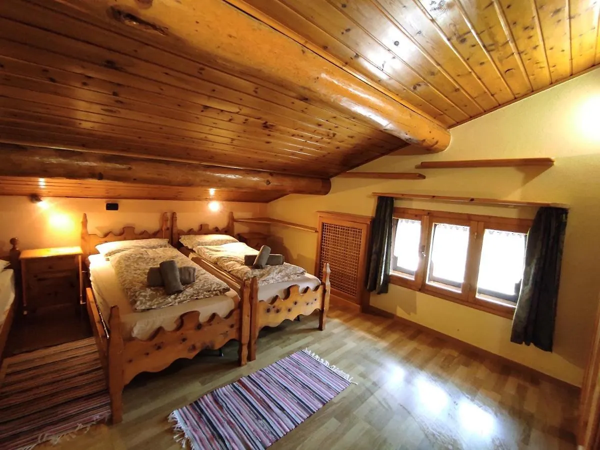 Angius Dg Apartments Livigno 0*,  Italia